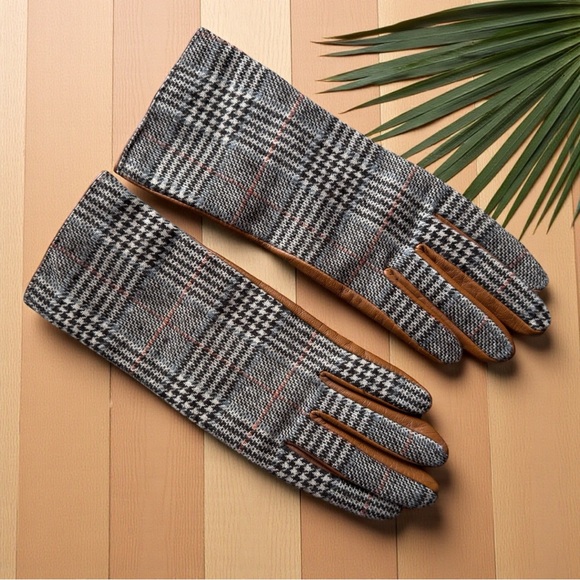 Merona Accessories - MERONA Plaid Tweed & Genuine Leather Gloves – Size S/M